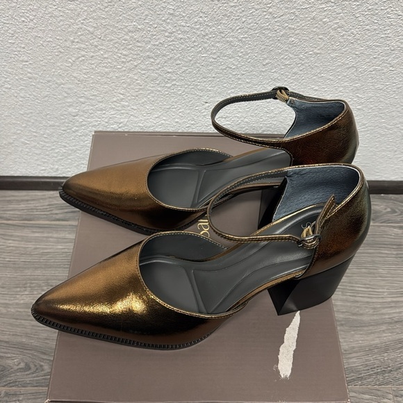 Franco Sarto Diona Ankle Strap Pump In Bronze Leather - Picture 6 of 8